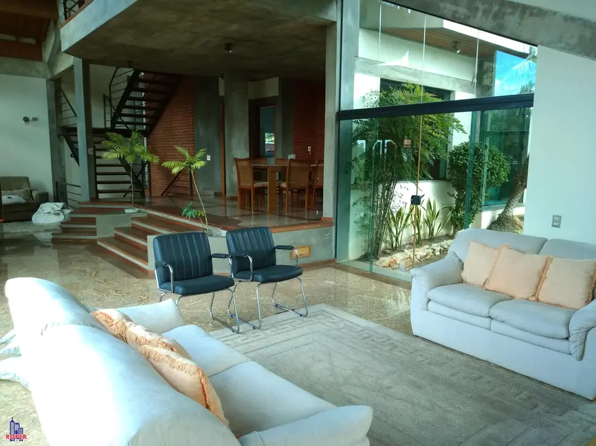 Casa de Condomínio com 3 quartos à venda, 1000m2 em Arujázinho IV, Aruja - SP - imagem 5 Foto 5 de Casa de Condomínio com 3 quartos à venda, 1000m2 em Arujázinho IV, Aruja - SP