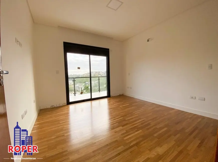 Foto 5 de Casa de Condomínio com 3 quartos à venda e para alugar, 450m2 em Jardim das Cerejeiras, Aruja - SP