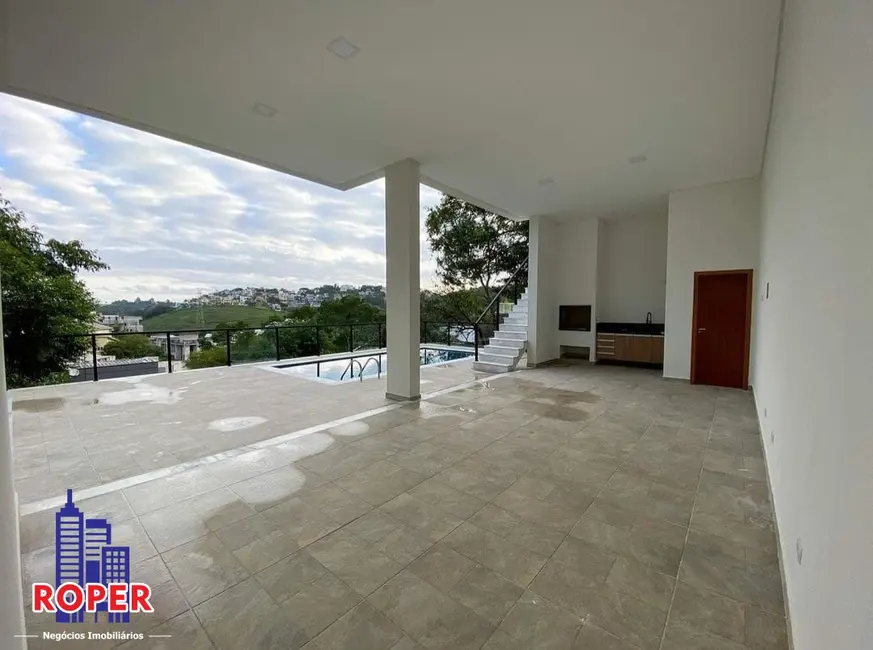 Foto 9 de Casa de Condomínio com 3 quartos à venda e para alugar, 450m2 em Jardim das Cerejeiras, Aruja - SP