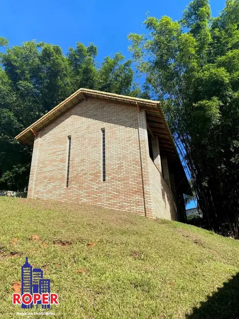 Chácara com 5 quartos à venda e para alugar, 8800m2 em Santa Isabel - SP - imagem 9 Foto 9 de Chácara com 5 quartos à venda e para alugar, 8800m2 em Santa Isabel - SP