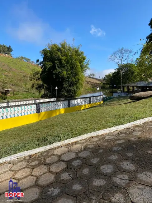 Chácara com 5 quartos à venda e para alugar, 8800m2 em Santa Isabel - SP - imagem 3 Foto 3 de Chácara com 5 quartos à venda e para alugar, 8800m2 em Santa Isabel - SP