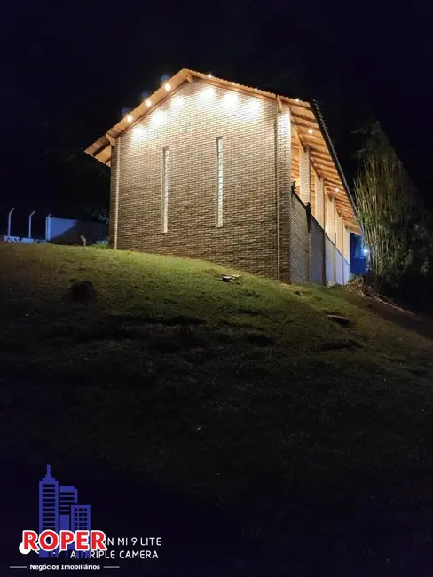Chácara com 5 quartos à venda e para alugar, 8800m2 em Santa Isabel - SP - imagem 8 Foto 8 de Chácara com 5 quartos à venda e para alugar, 8800m2 em Santa Isabel - SP