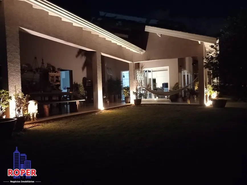 Foto 4 de Casa de Condomínio com 3 quartos à venda, 700m2 em Condomínio Parque das Garças I, Atibaia - SP