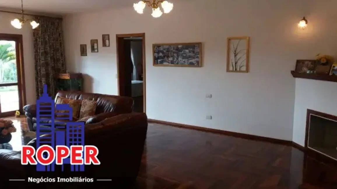 Foto 8 de Casa com 3 quartos à venda, 1100m2 em Jardim Estância Brasil, Atibaia - SP