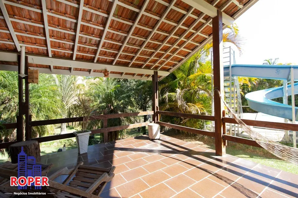 Chácara com 9 quartos à venda, 17000m2 em Guararema - SP - imagem 5 Foto 5 de Chácara com 9 quartos à venda, 17000m2 em Guararema - SP