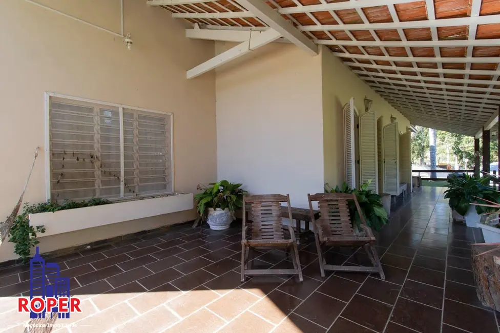 Chácara com 9 quartos à venda, 17000m2 em Guararema - SP - imagem 6 Foto 6 de Chácara com 9 quartos à venda, 17000m2 em Guararema - SP