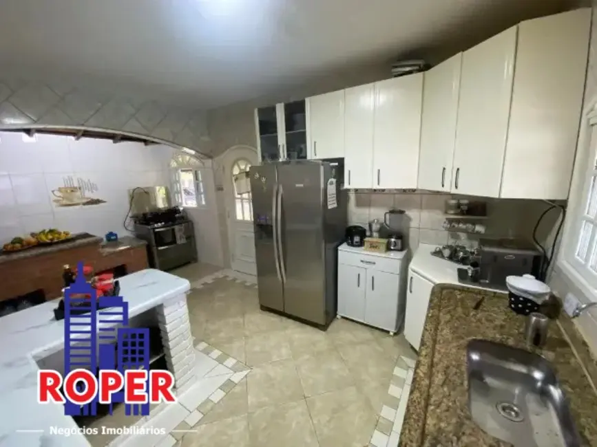 Foto 6 de Chácara com 3 quartos à venda, 3000m2 em Santa Isabel - SP