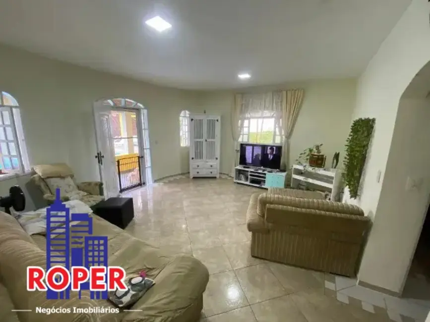 Foto 3 de Chácara com 3 quartos à venda, 3000m2 em Santa Isabel - SP