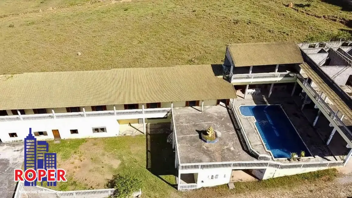 Chácara com 16 quartos à venda, 4000m2 em Guararema - SP - imagem 8 Foto 8 de Chácara com 16 quartos à venda, 4000m2 em Guararema - SP