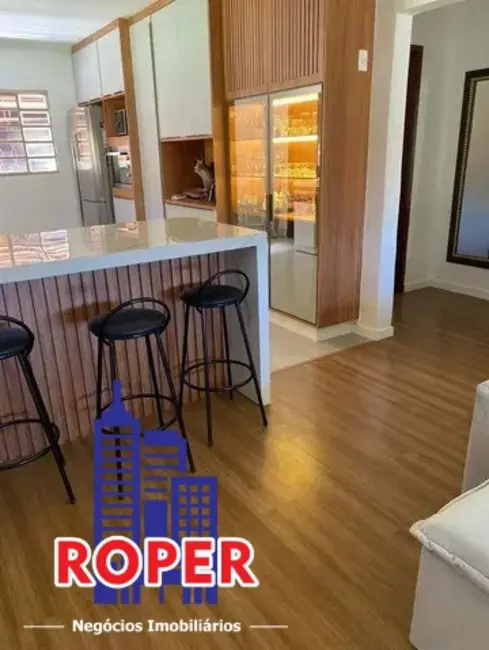 Chácara com 2 quartos à venda, 20000m2 em Sao Jose Dos Campos - SP - imagem 6 Foto 6 de Chácara com 2 quartos à venda, 20000m2 em Sao Jose Dos Campos - SP