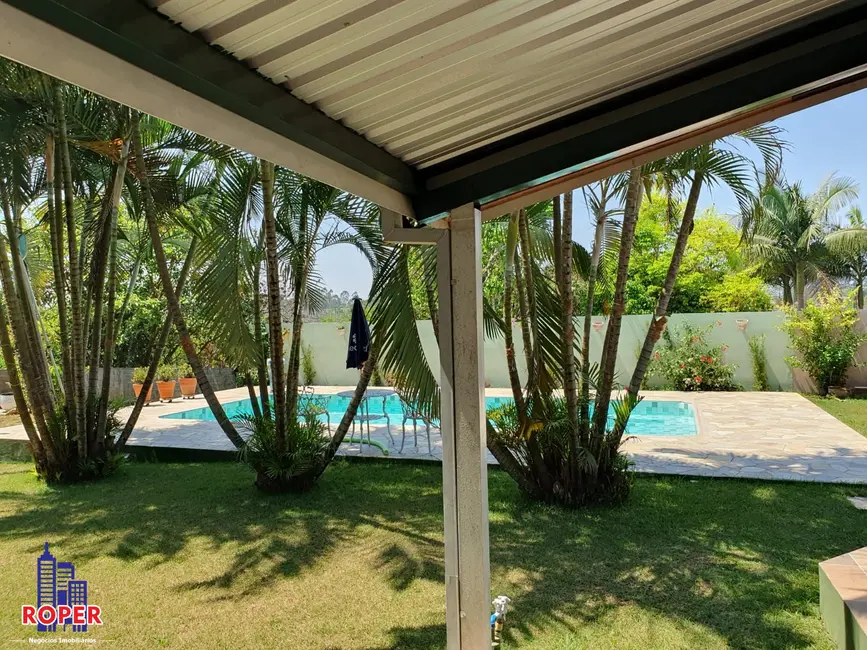 Chácara com 4 quartos à venda, 1400m2 em Guararema - SP - imagem 7 Foto 7 de Chácara com 4 quartos à venda, 1400m2 em Guararema - SP