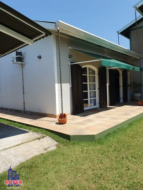 Chácara com 4 quartos à venda, 1400m2 em Guararema - SP - imagem 6 Foto 6 de Chácara com 4 quartos à venda, 1400m2 em Guararema - SP