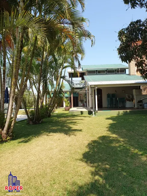 Chácara com 4 quartos à venda, 1400m2 em Guararema - SP - imagem 5 Foto 5 de Chácara com 4 quartos à venda, 1400m2 em Guararema - SP