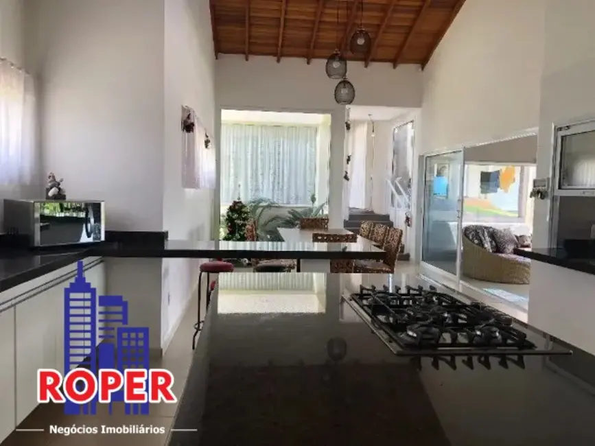 Foto 8 de Chácara com 8 quartos à venda, 2370m2 em Tanque, Atibaia - SP