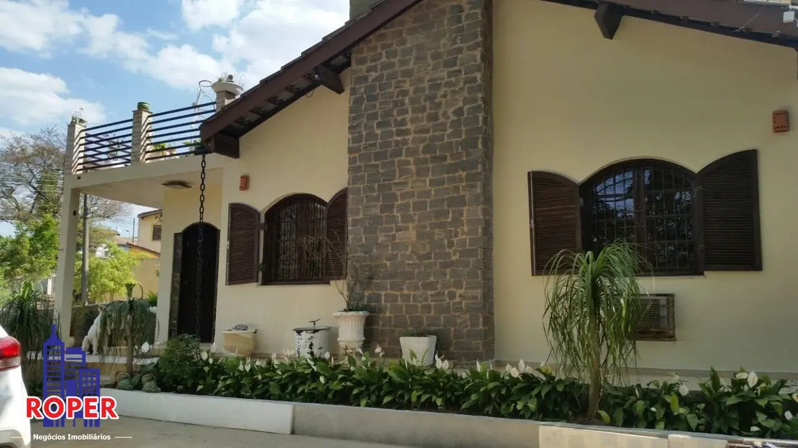Foto 2 de Casa com 5 quartos à venda, 520m2 em Retiro das Fontes, Atibaia - SP