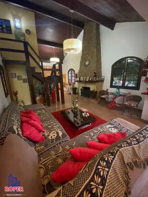 Foto 3 de Casa com 5 quartos à venda, 520m2 em Retiro das Fontes, Atibaia - SP