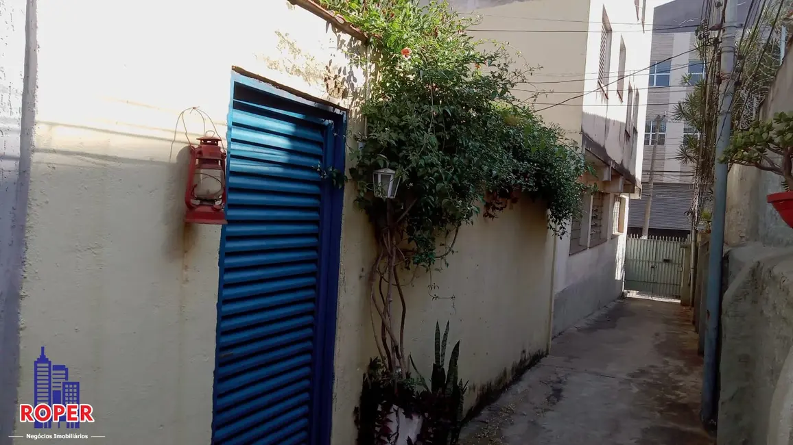 Casa com 2 quartos à venda, 100m2 em Canindé, São Paulo - SP - imagem 1 Foto 1 de Casa com 2 quartos à venda, 100m2 em Canindé, São Paulo - SP