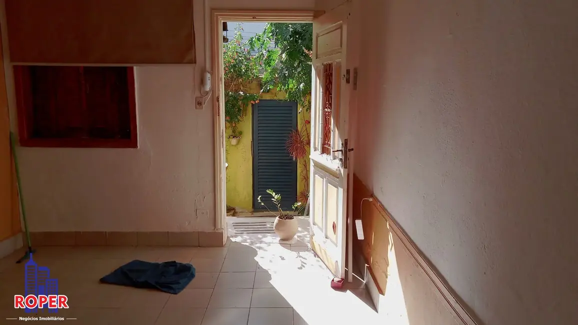 Casa com 2 quartos à venda, 100m2 em Canindé, São Paulo - SP - imagem 4 Foto 4 de Casa com 2 quartos à venda, 100m2 em Canindé, São Paulo - SP