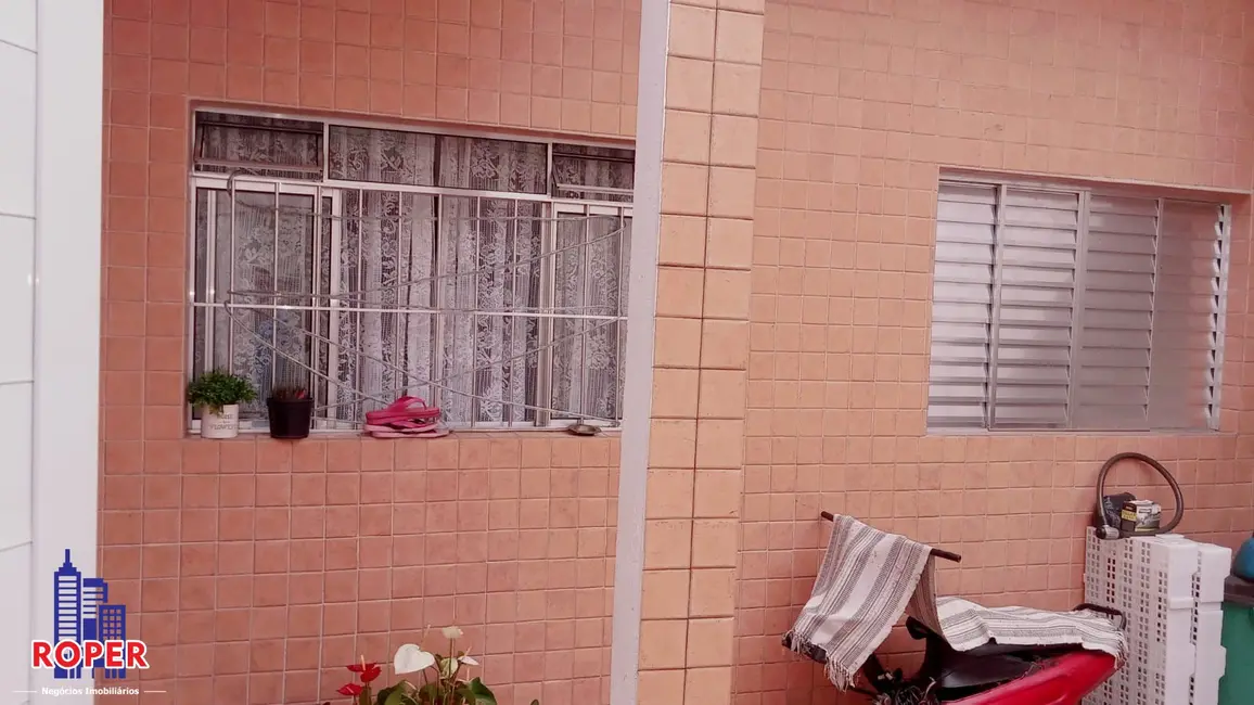 Foto 3 de Casa com 4 quartos à venda, 100m2 em Canindé, São Paulo - SP