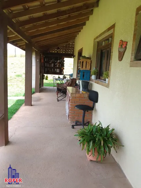 Chácara com 2 quartos à venda, 6950m2 em Sao Roque - SP - imagem 7 Foto 7 de Chácara com 2 quartos à venda, 6950m2 em Sao Roque - SP