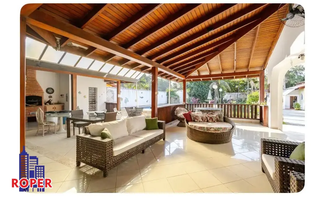 Casa com 7 quartos à venda, 500m2 em Bertioga - SP - imagem 8 Foto 8 de Casa com 7 quartos à venda, 500m2 em Bertioga - SP