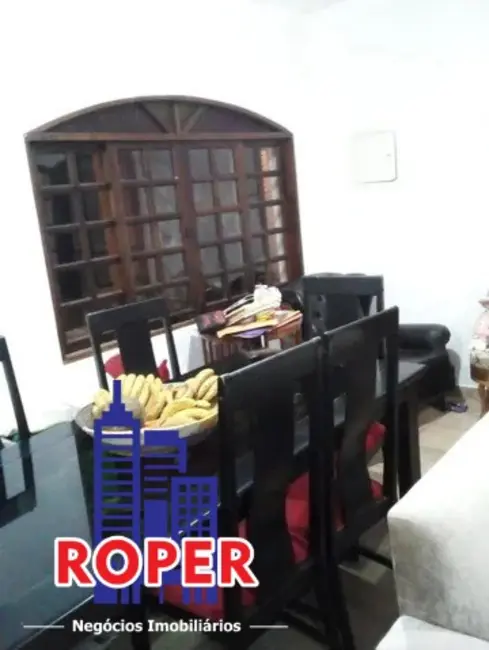 Chácara com 3 quartos à venda, 3200m2 em Piracaia - SP - imagem 5 Foto 5 de Chácara com 3 quartos à venda, 3200m2 em Piracaia - SP