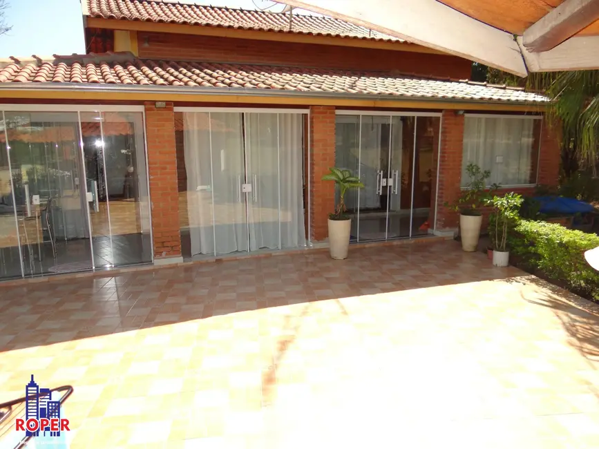 Foto 3 de Chácara com 3 quartos à venda, 3000m2 em Jardim dos Laranjais, Indaiatuba - SP