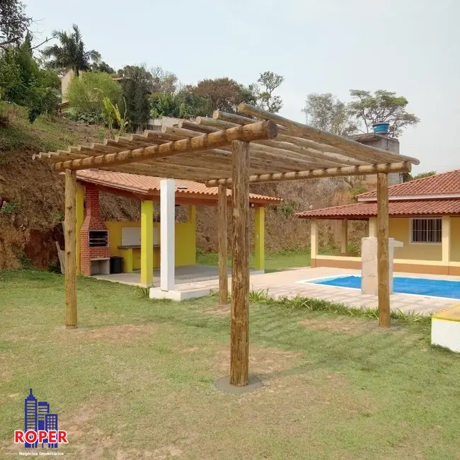 Chácara com 2 quartos à venda, 1000m2 em Nazare Paulista - SP - imagem 1 Foto 1 de Chácara com 2 quartos à venda, 1000m2 em Nazare Paulista - SP