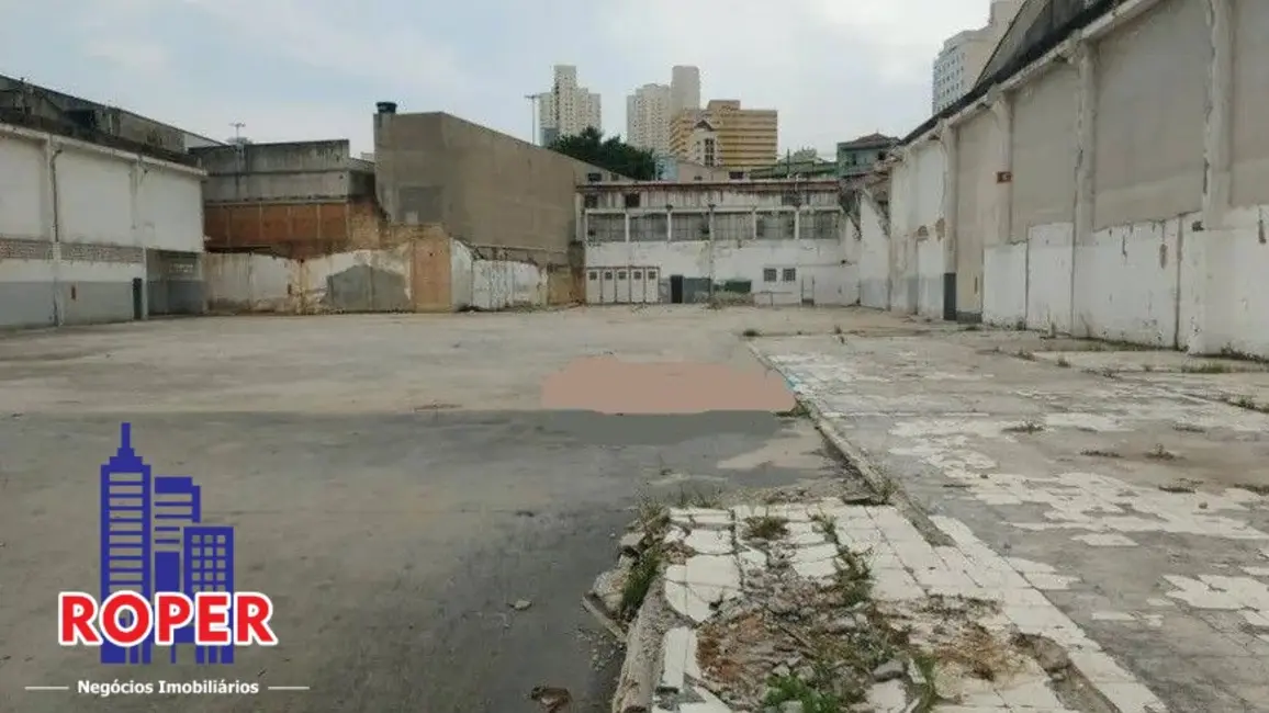 Foto 1 de Terreno / Lote à venda, 3315m2 em Cambuci, São Paulo - SP