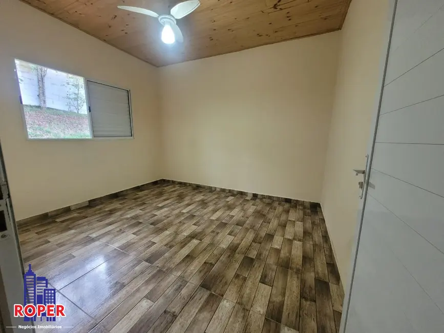 Foto 9 de Chácara com 3 quartos à venda e para alugar, 6326m2 em Jardim das Cerejeiras, Aruja - SP