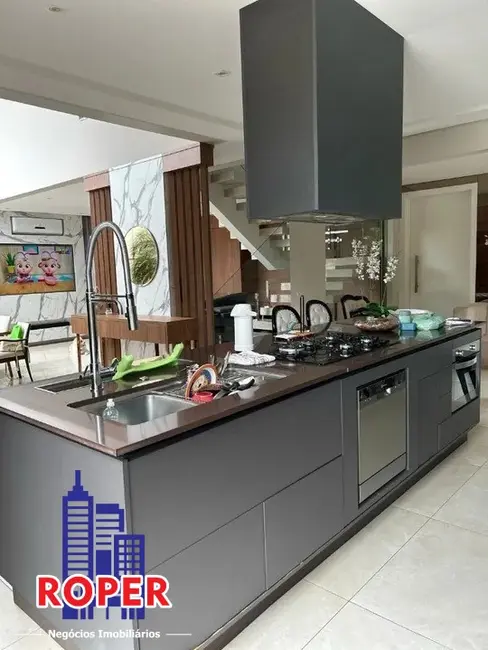 Foto 5 de Casa de Condomínio com 4 quartos para alugar, 390m2 em Alphaville, Santana De Parnaiba - SP