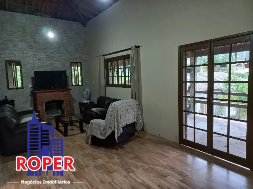 Foto 4 de Chácara com 3 quartos à venda, 1392m2 em Santa Isabel - SP