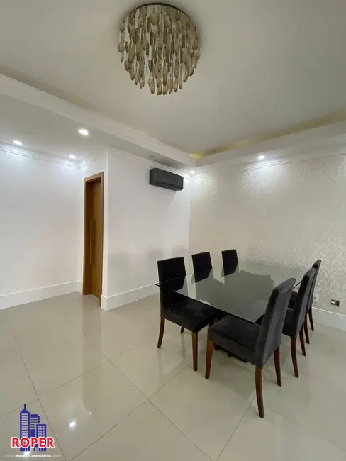 Apartamento com 4 quartos à venda, 233m2 em Guilhermina, Praia Grande - SP - imagem 8 Foto 8 de Apartamento com 4 quartos à venda, 233m2 em Guilhermina, Praia Grande - SP