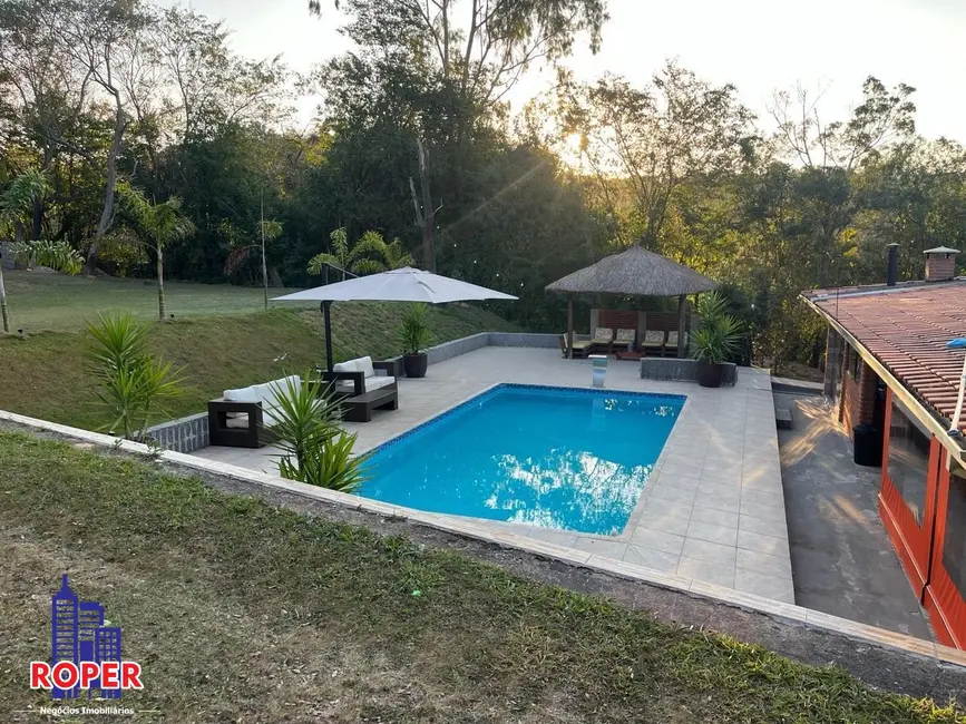 Foto 2 de Chácara com 4 quartos à venda, 2500m2 em Recanto das Acácias, Sao Roque - SP