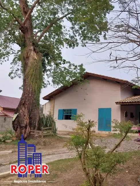 Foto 1 de Chácara com 4 quartos à venda, 1100m2 em Guararema - SP