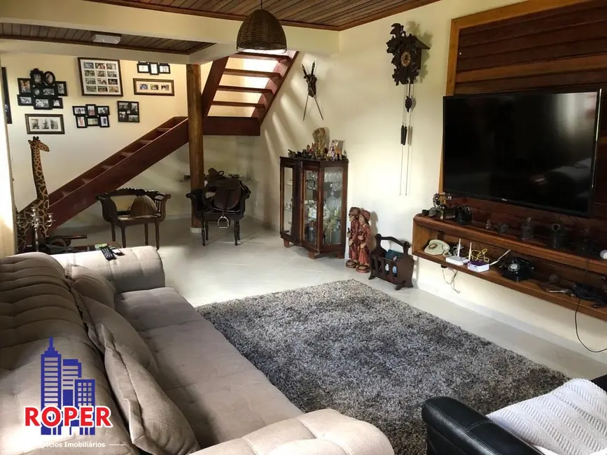 Foto 5 de Sítio / Rancho com 10 quartos à venda, 32000m2 em Mogi Das Cruzes - SP