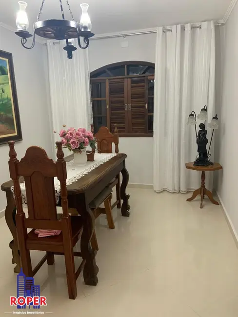 Foto 4 de Chácara com 3 quartos à venda, 350m2 em Santa Isabel - SP