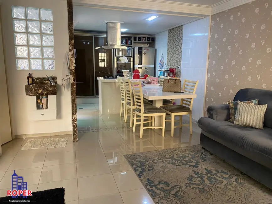 Foto 2 de Casa de Condomínio com 3 quartos à venda, 189m2 em Vila Bertioga, São Paulo - SP