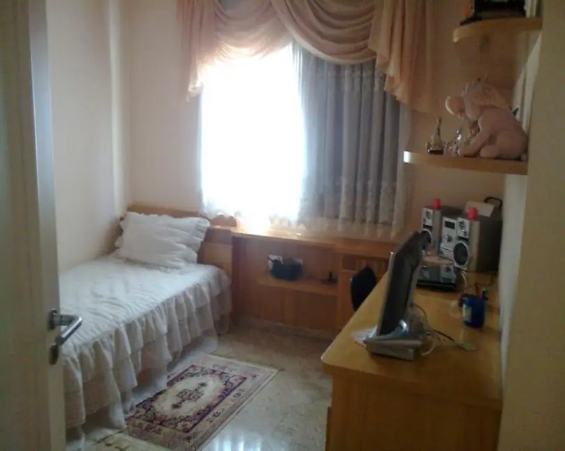 Apartamento com 3 quartos à venda, 202m2 em Vila Regente Feijó, São Paulo - SP - imagem 6 Foto 6 de Apartamento com 3 quartos à venda, 202m2 em Vila Regente Feijó, São Paulo - SP