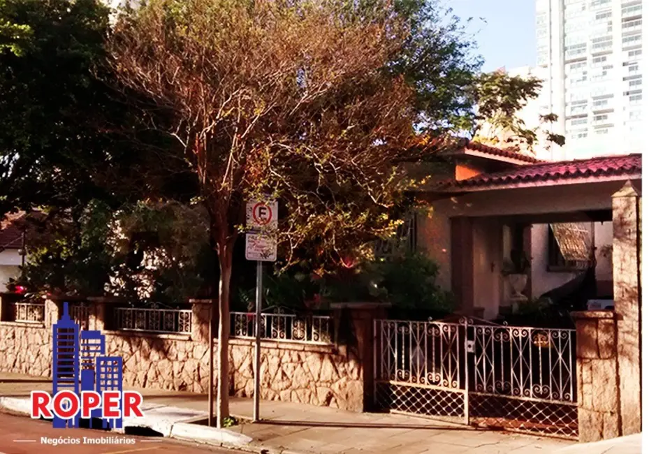 Casa com 3 quartos à venda, 400m2 em Santo Antônio, Sao Caetano Do Sul - SP - imagem 2 Foto 2 de Casa com 3 quartos à venda, 400m2 em Santo Antônio, Sao Caetano Do Sul - SP