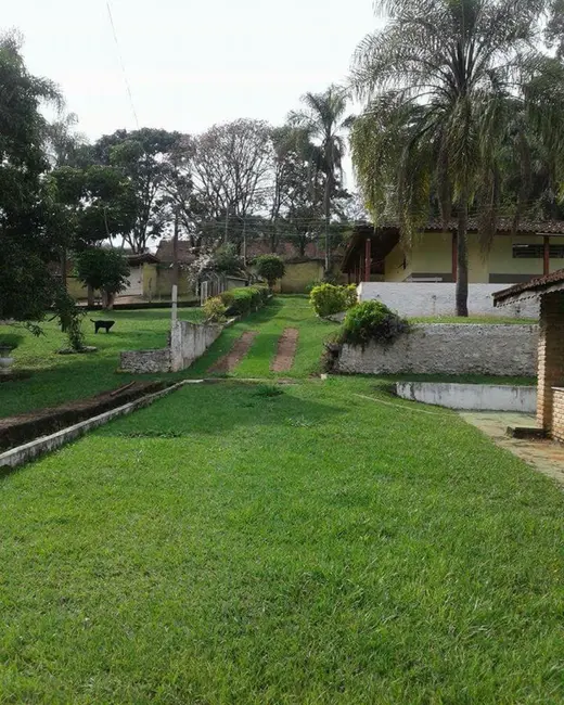 Foto 3 de Chácara com 4 quartos à venda, 4750m2 em Jardim Estância Brasil, Atibaia - SP