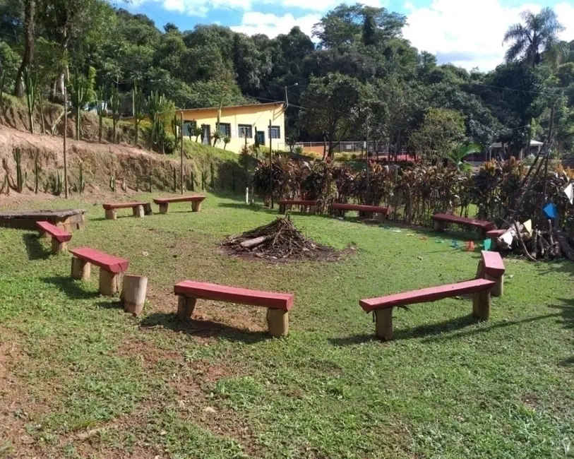 Chácara com 4 quartos à venda, 30000m2 em Jardim Alegria, Francisco Morato - SP - imagem 3 Foto 3 de Chácara com 4 quartos à venda, 30000m2 em Jardim Alegria, Francisco Morato - SP