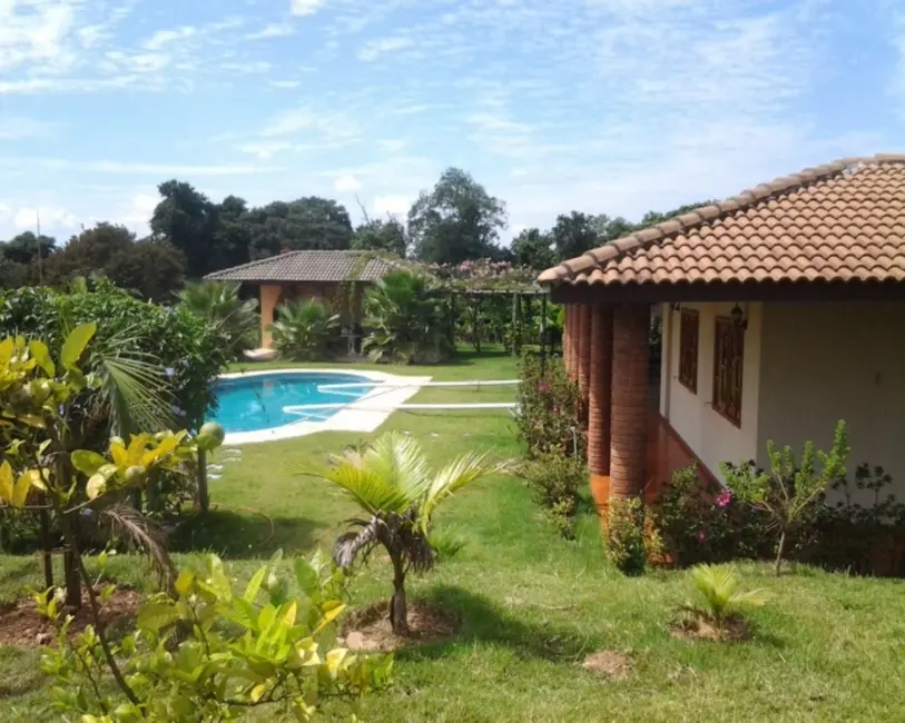 Foto 1 de Sítio / Rancho com 4 quartos à venda e para alugar, 145000m2 em Rio Acima, Jundiai - SP