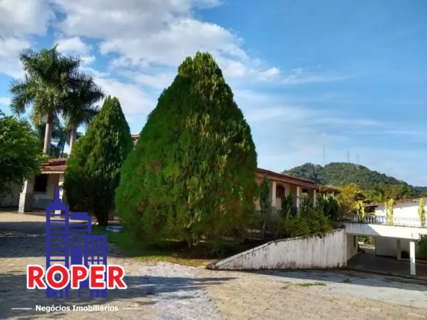 Chácara com 6 quartos à venda, 2500m2 em Guararema - SP - imagem 7 Foto 7 de Chácara com 6 quartos à venda, 2500m2 em Guararema - SP