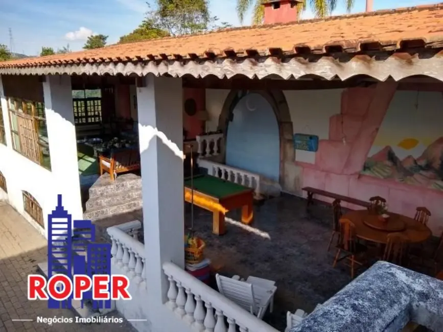 Chácara com 6 quartos à venda, 2500m2 em Guararema - SP - imagem 9 Foto 9 de Chácara com 6 quartos à venda, 2500m2 em Guararema - SP