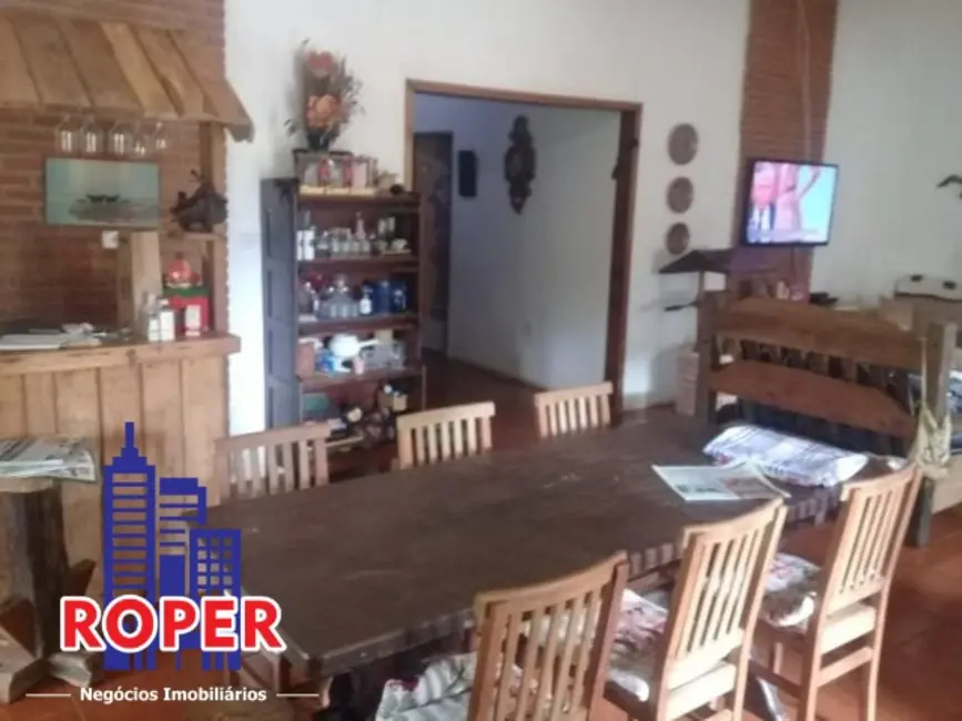 Chácara com 5 quartos à venda, 2000m2 em Mombaça, Sao Roque - SP - imagem 6 Foto 6 de Chácara com 5 quartos à venda, 2000m2 em Mombaça, Sao Roque - SP