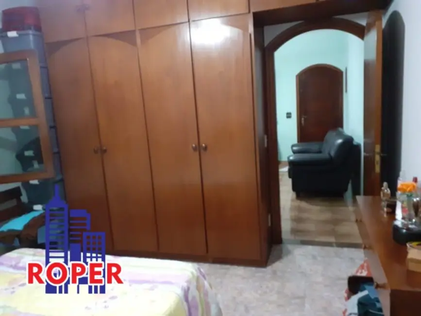 Foto 5 de Casa com 3 quartos à venda, 237m2 em Chácara Seis de Outubro, São Paulo - SP