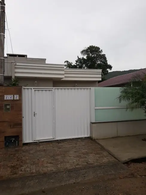 Casa com 1 quarto à venda, 75m2 em Bombinhas - SC - imagem 4 Foto 4 de Casa com 1 quarto à venda, 75m2 em Bombinhas - SC
