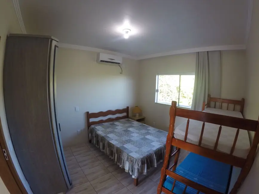 Foto 6 de Apartamento com 1 quarto à venda, 45m2 em Bombinhas - SC