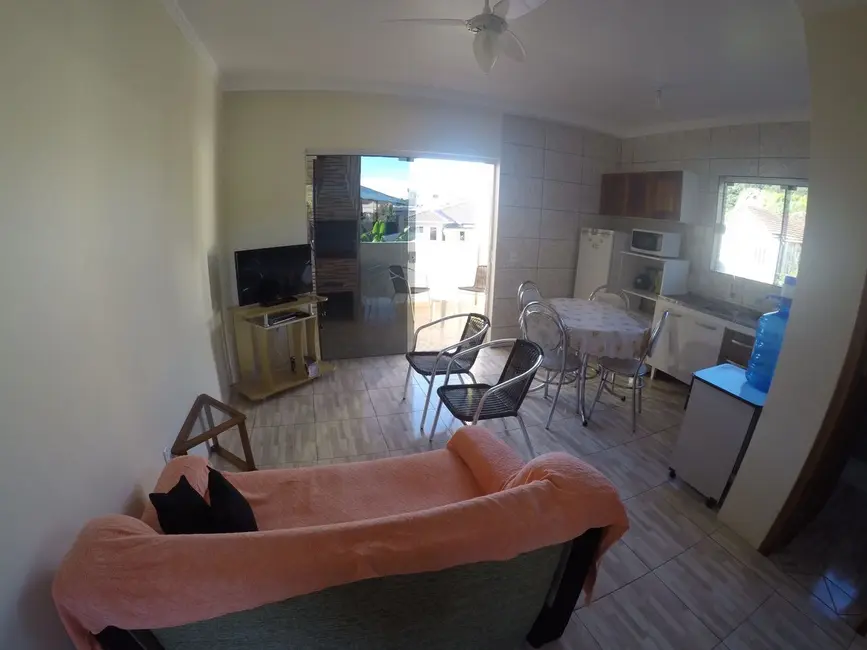 Foto 2 de Apartamento com 1 quarto à venda, 45m2 em Bombinhas - SC
